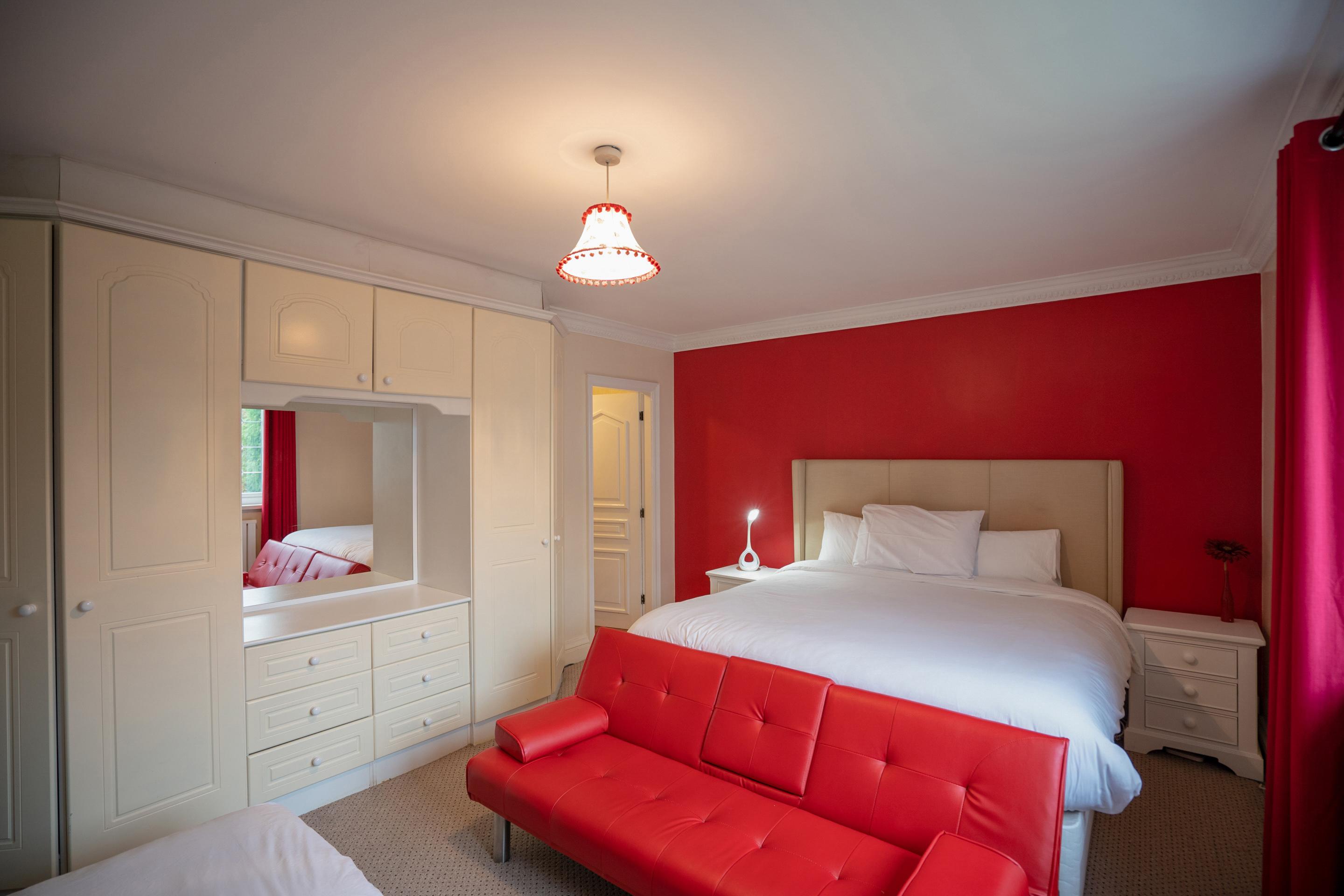 Oyo Oakcroft Guest House Manchester Airport Ringway エクステリア 写真