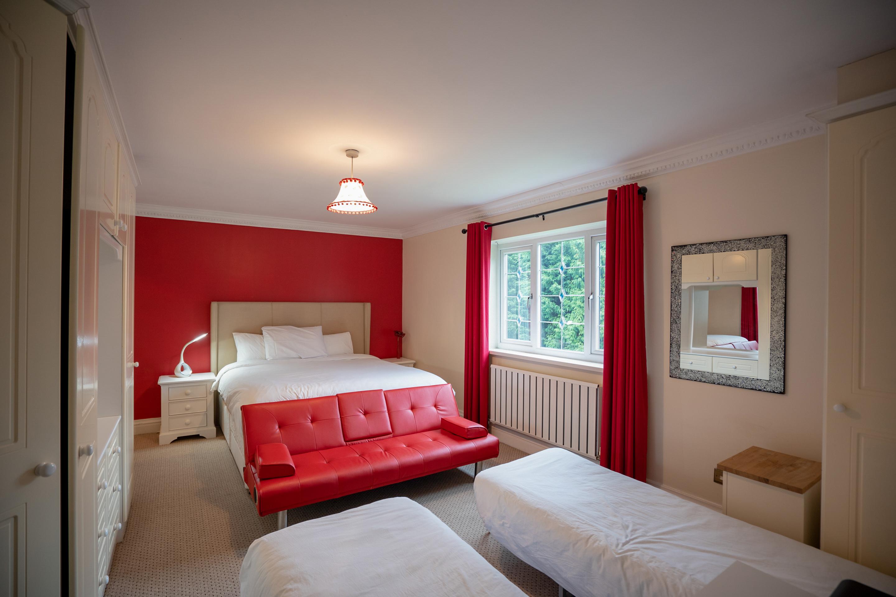 Oyo Oakcroft Guest House Manchester Airport Ringway エクステリア 写真
