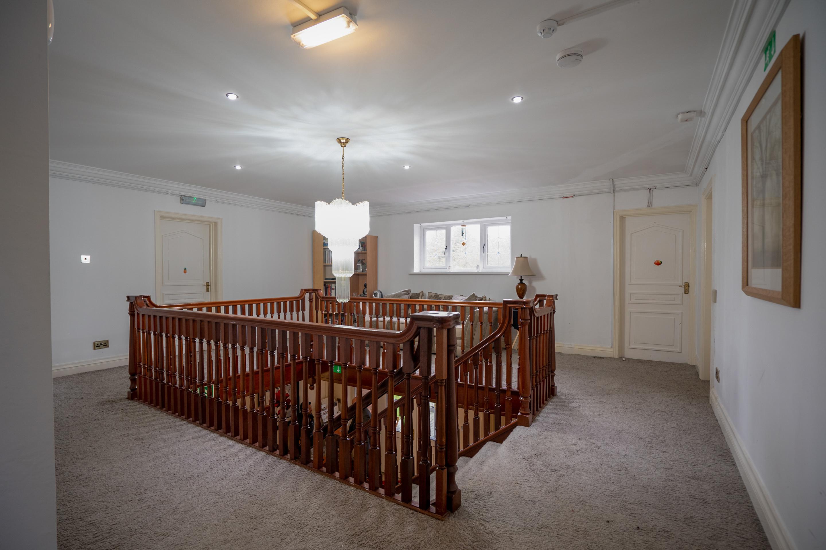 Oyo Oakcroft Guest House Manchester Airport Ringway エクステリア 写真