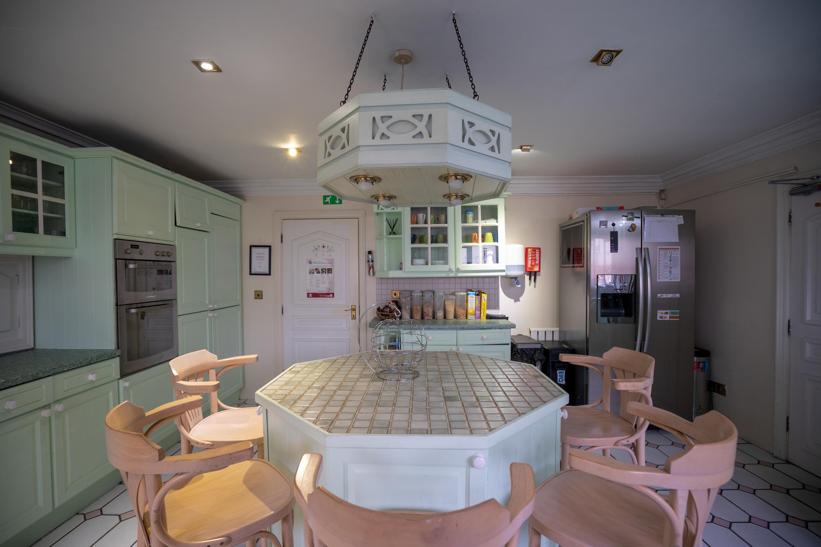 Oyo Oakcroft Guest House Manchester Airport Ringway エクステリア 写真